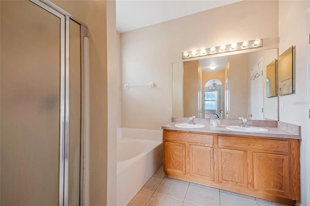 En Venta: $379,995 (3 camas, 2 baños, 1774 Pies cuadrados)