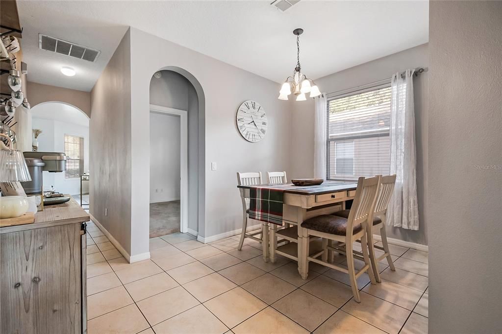 En Venta: $379,995 (3 camas, 2 baños, 1774 Pies cuadrados)