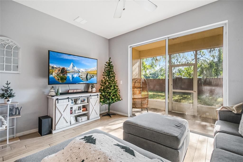 En Venta: $379,995 (3 camas, 2 baños, 1774 Pies cuadrados)