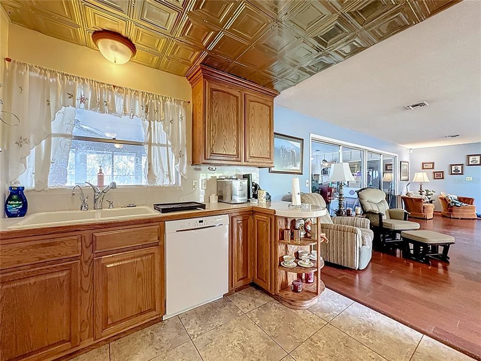 На продажу: $725,000 (3 спален, 3 ванн, 3504 Квадратных фут)