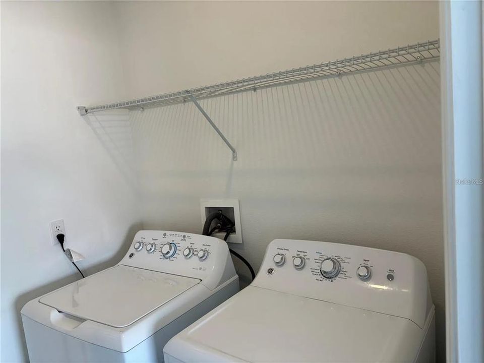 В аренду: $2,200 (4 спален, 2 ванн, 2080 Квадратных фут)