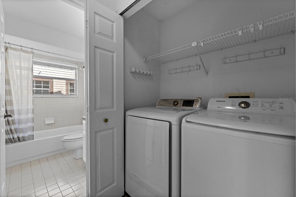 待售: $329,000 (2 贝兹, 2 浴室, 1910 平方英尺)