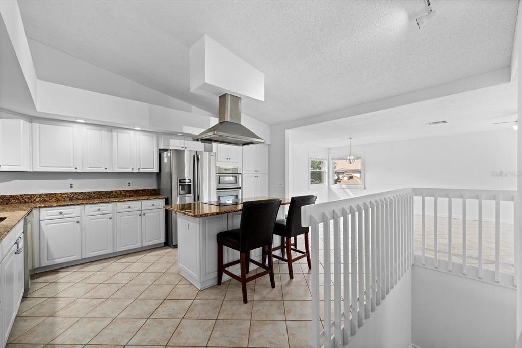 待售: $329,000 (2 贝兹, 2 浴室, 1910 平方英尺)