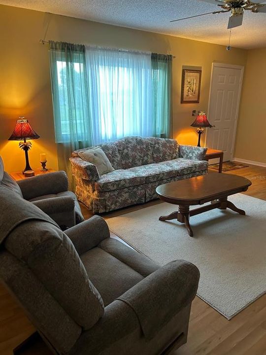 En Renta: $2,300 (2 camas, 2 baños, 1296 Pies cuadrados)