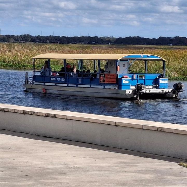 出租: $900 (4 贝兹, 2 浴室, 2090 平方英尺)