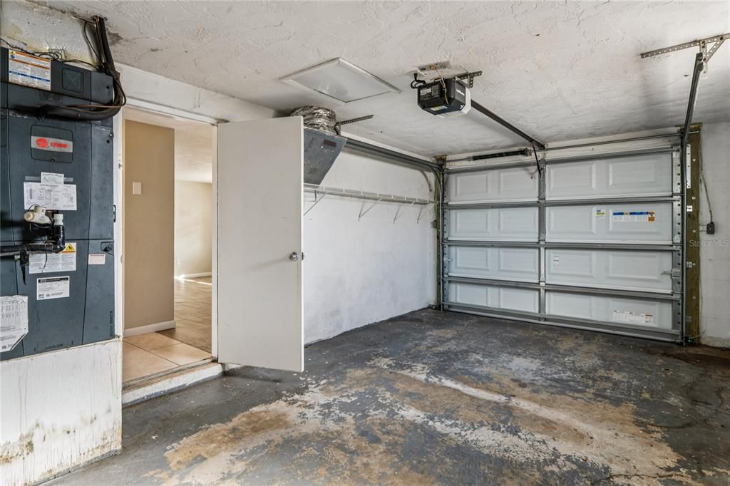 На продажу: $245,000 (2 спален, 1 ванн, 1076 Квадратных фут)