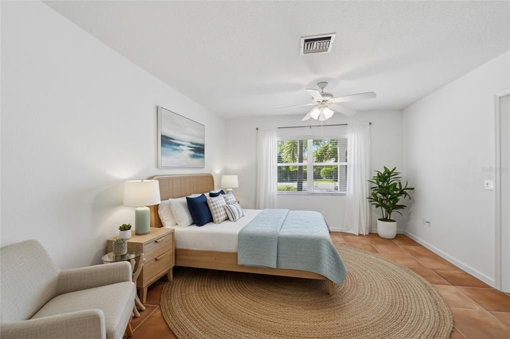 For Sale: $1,095,000 (2 beds, 2 baths, 1120 Square Feet)