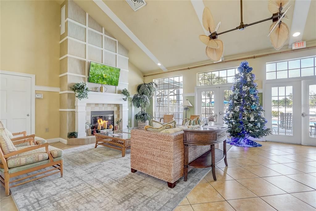 For Sale: $138,995 (1 beds, 1 baths, 733 Square Feet)