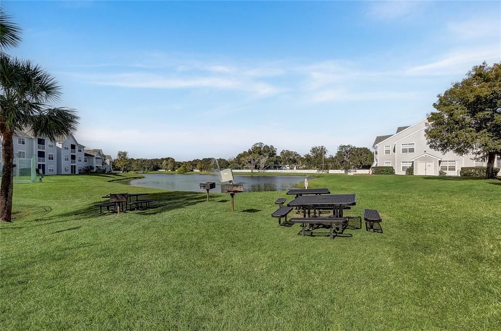 For Sale: $138,995 (1 beds, 1 baths, 733 Square Feet)