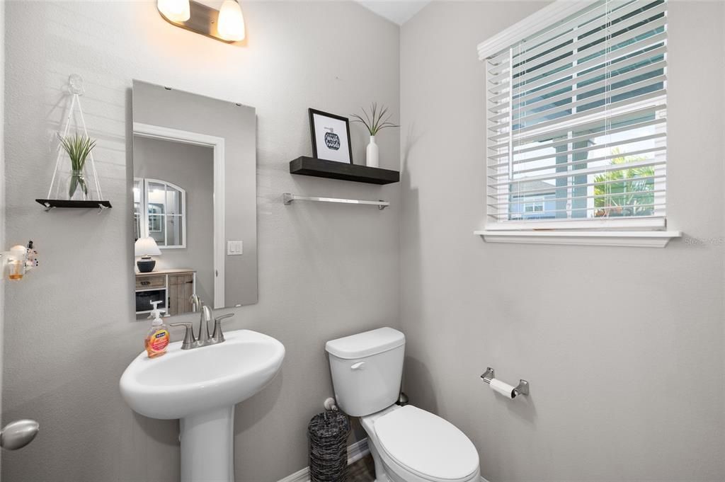 На продажу: $619,000 (4 спален, 2 ванн, 3269 Квадратных фут)