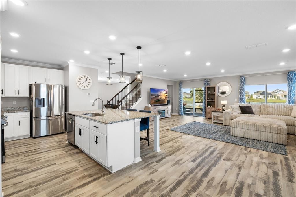 На продажу: $619,000 (4 спален, 2 ванн, 3269 Квадратных фут)