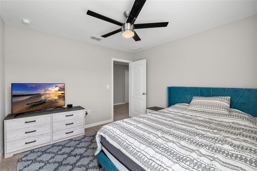 На продажу: $619,000 (4 спален, 2 ванн, 3269 Квадратных фут)