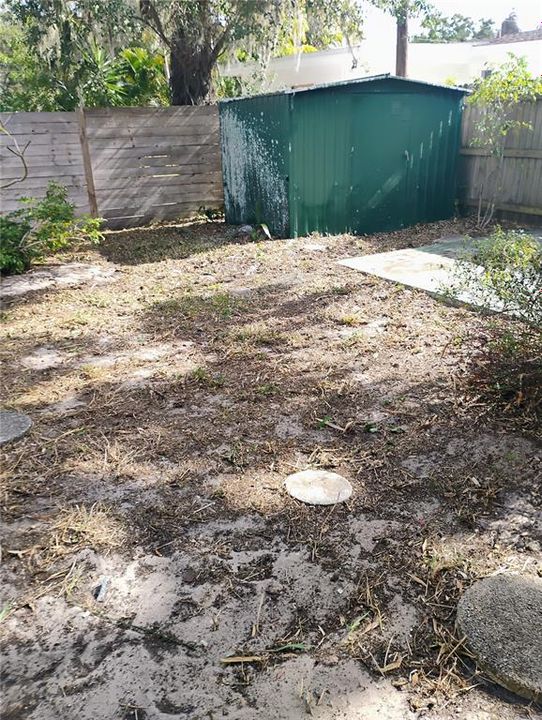 На продажу: $225,000 (2 спален, 1 ванн, 1084 Квадратных фут)