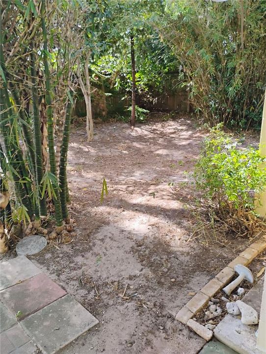 На продажу: $225,000 (2 спален, 1 ванн, 1084 Квадратных фут)