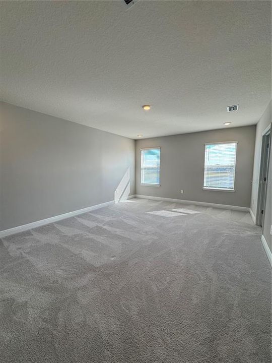 For Rent: $3,800 (4 beds, 3 baths, 2756 Square Feet)