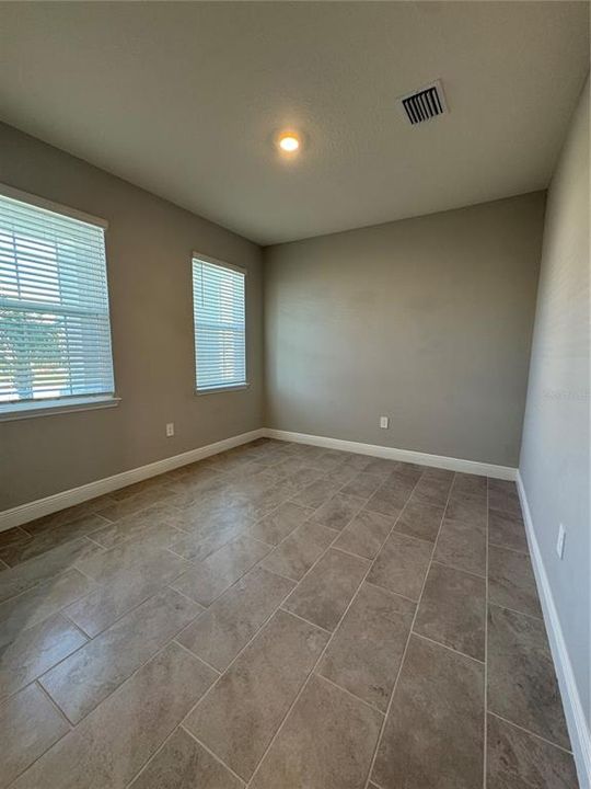 For Rent: $3,800 (4 beds, 3 baths, 2756 Square Feet)