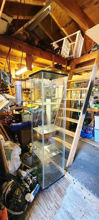 For Sale: $235,000 (3 beds, 2 baths, 1547 Square Feet)