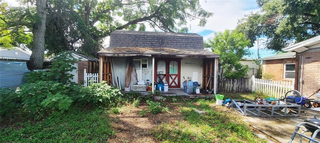 For Sale: $235,000 (3 beds, 2 baths, 1547 Square Feet)