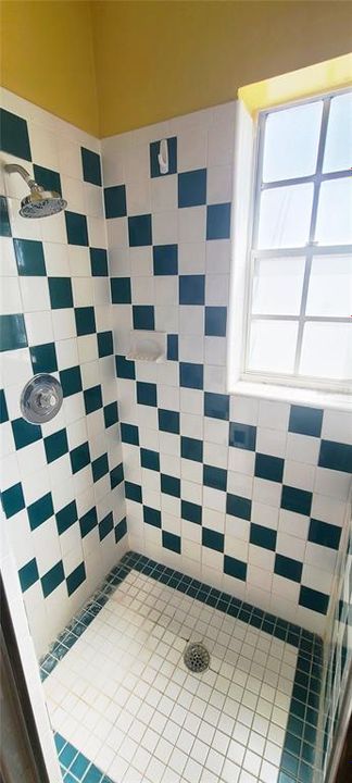 For Sale: $235,000 (3 beds, 2 baths, 1547 Square Feet)