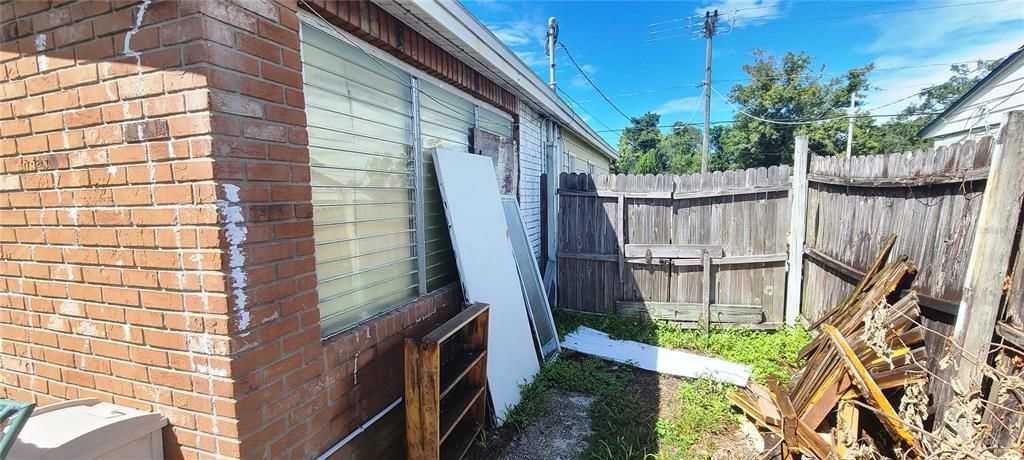 For Sale: $235,000 (3 beds, 2 baths, 1547 Square Feet)