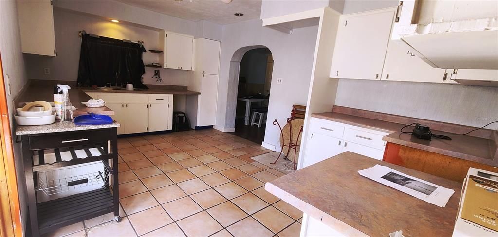 For Sale: $235,000 (3 beds, 2 baths, 1547 Square Feet)