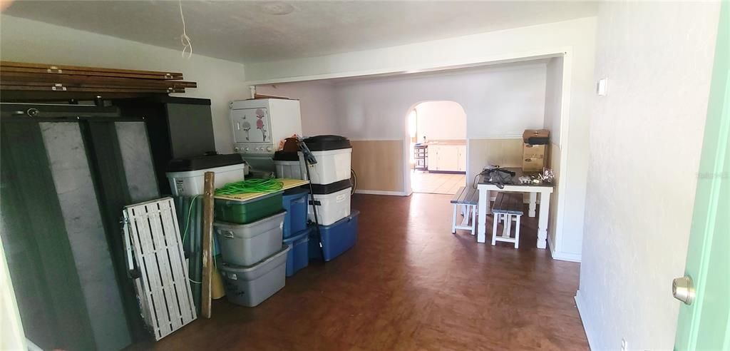 For Sale: $235,000 (3 beds, 2 baths, 1547 Square Feet)