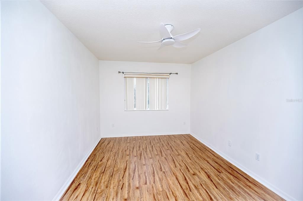 For Rent: $1,650 (3 beds, 2 baths, 1400 Square Feet)