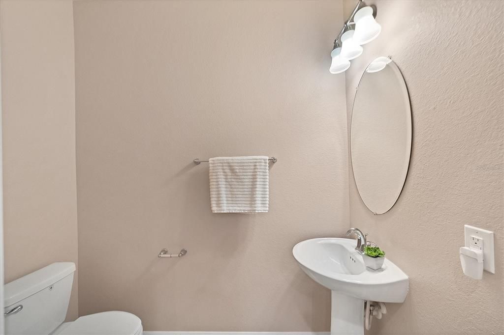 В аренду: $2,150 (3 спален, 2 ванн, 1949 Квадратных фут)