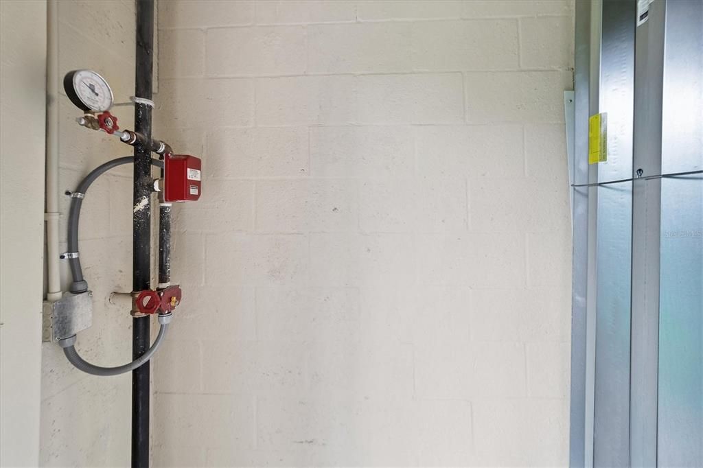 В аренду: $2,150 (3 спален, 2 ванн, 1949 Квадратных фут)