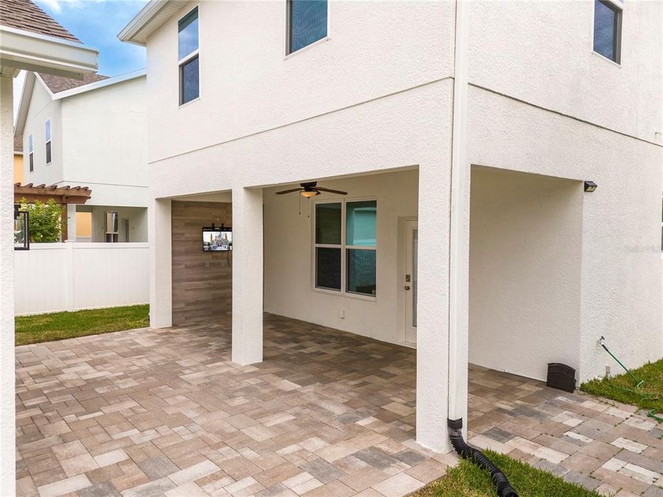 For Rent: $3,500 (3 beds, 2 baths, 1980 Square Feet)