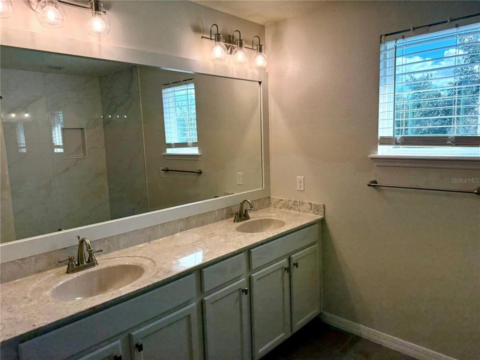 En Renta: $3,500 (3 camas, 2 baños, 1980 Pies cuadrados)