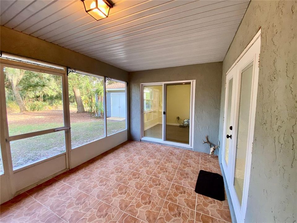 En Venta: $345,000 (3 camas, 2 baños, 1460 Pies cuadrados)