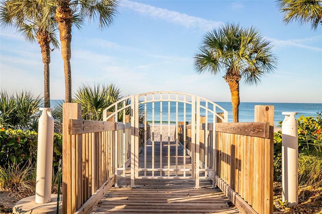 For Sale: $2,900,000 (3 beds, 3 baths, 1980 Square Feet)