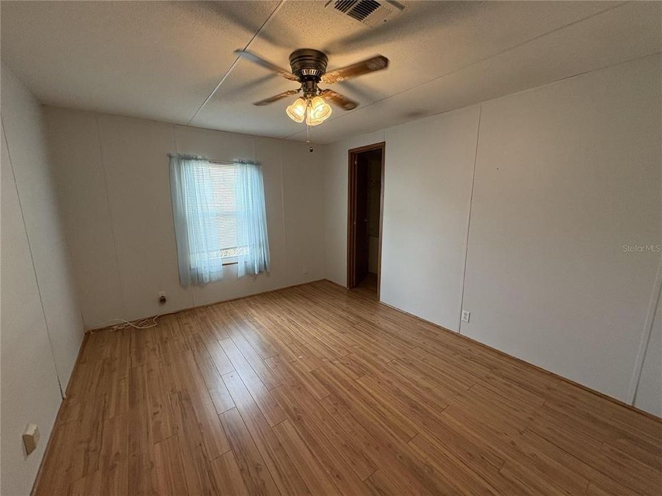 En Renta: $1,990 (3 camas, 2 baños, 1568 Pies cuadrados)