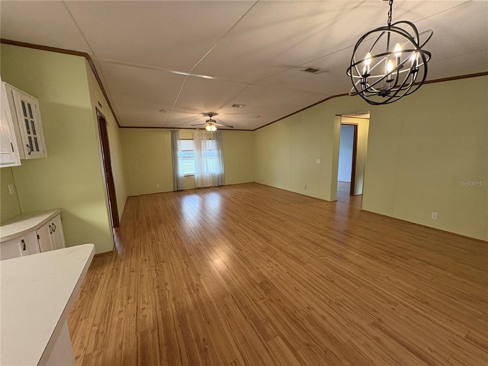 En Renta: $1,990 (3 camas, 2 baños, 1568 Pies cuadrados)