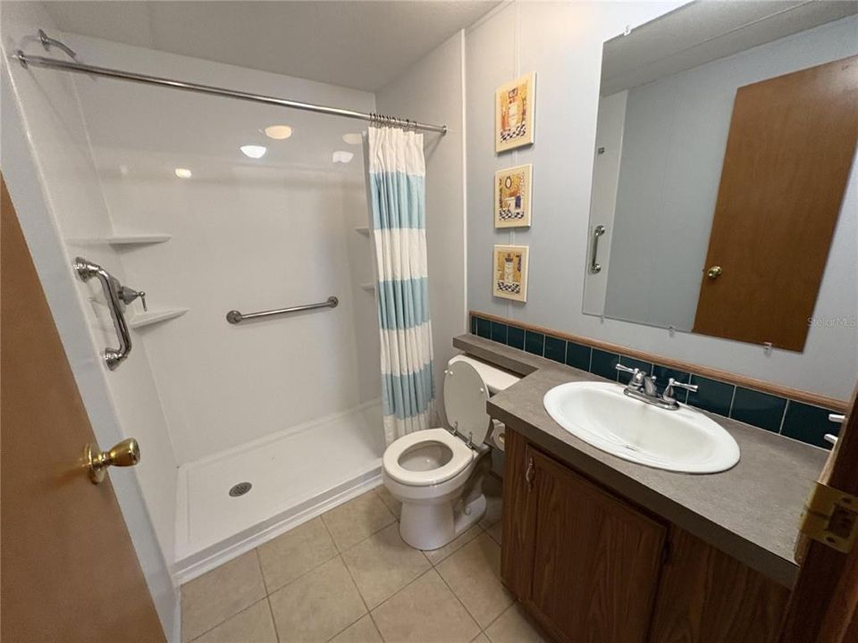 En Renta: $1,990 (3 camas, 2 baños, 1568 Pies cuadrados)