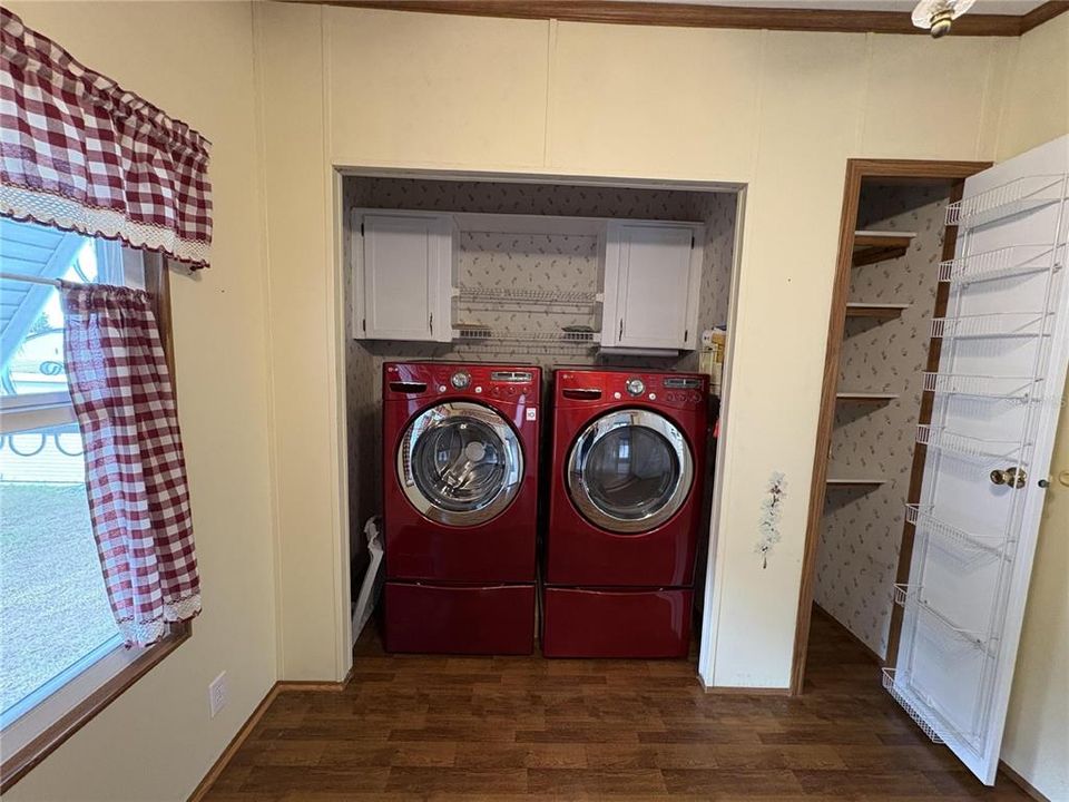 En Renta: $1,990 (3 camas, 2 baños, 1568 Pies cuadrados)