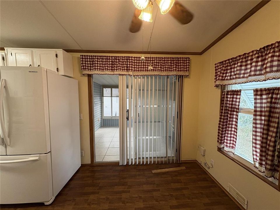 En Renta: $1,990 (3 camas, 2 baños, 1568 Pies cuadrados)