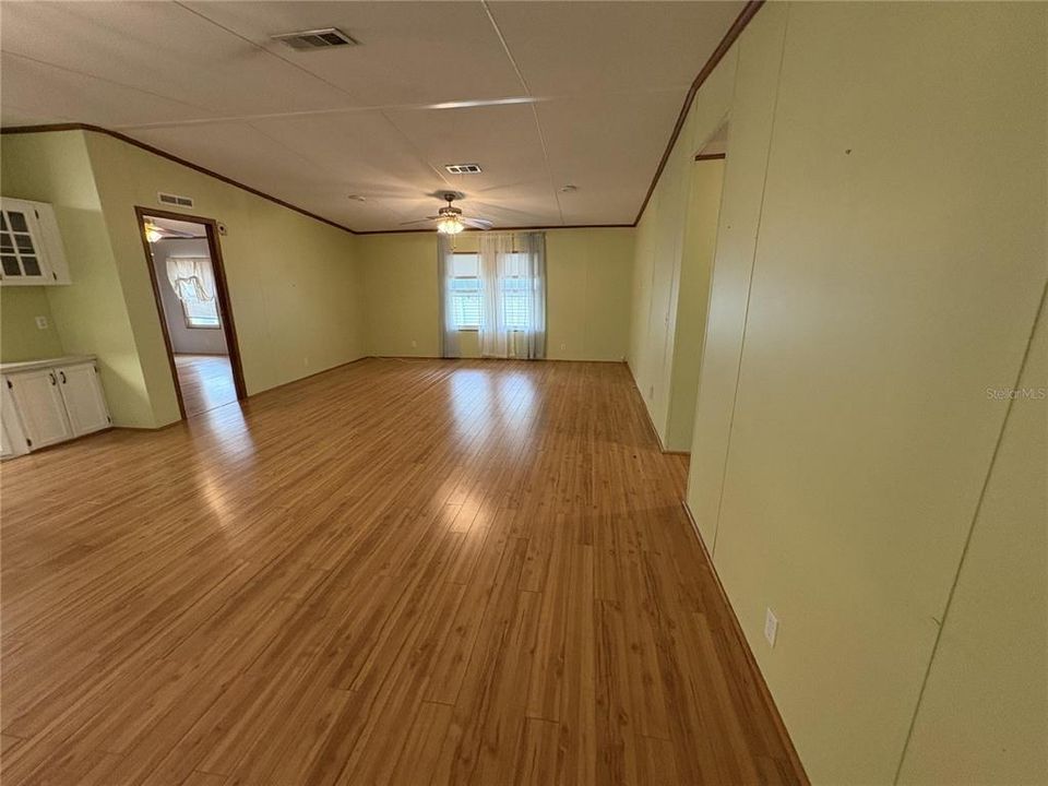 En Renta: $1,990 (3 camas, 2 baños, 1568 Pies cuadrados)