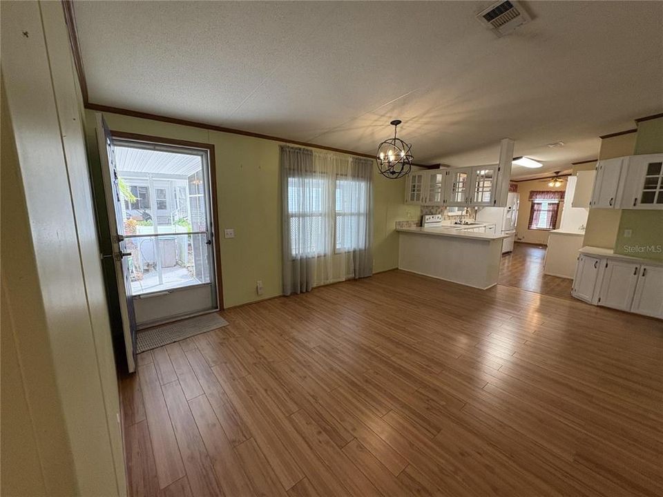 En Renta: $1,990 (3 camas, 2 baños, 1568 Pies cuadrados)