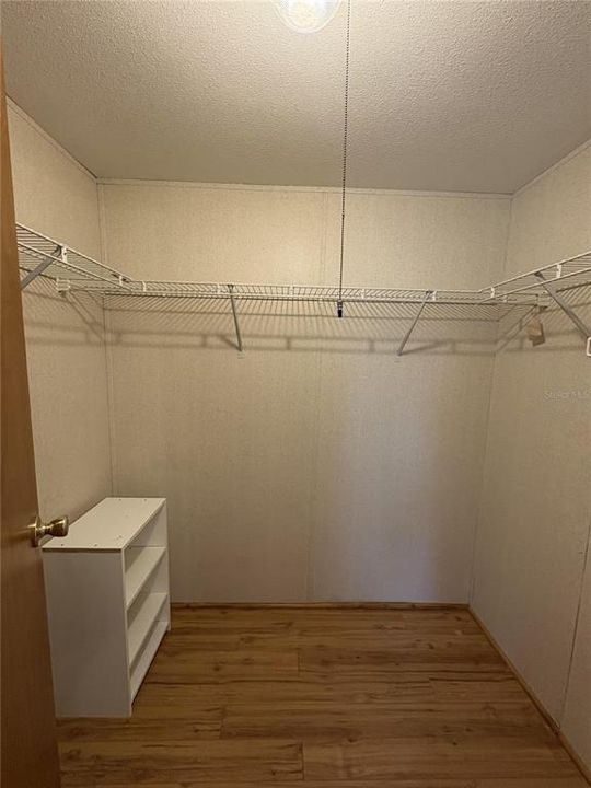 En Renta: $1,990 (3 camas, 2 baños, 1568 Pies cuadrados)