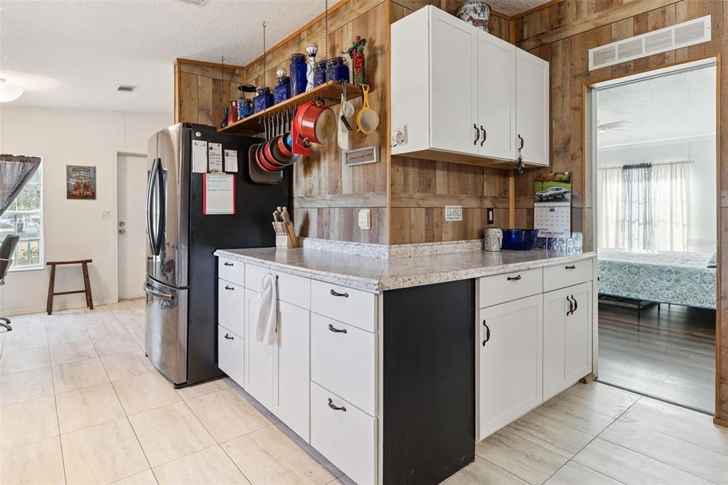 待售: $255,000 (3 贝兹, 2 浴室, 1488 平方英尺)