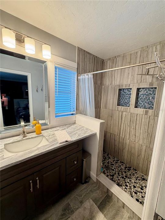 For Sale: $449,000 (2 beds, 2 baths, 1284 Square Feet)