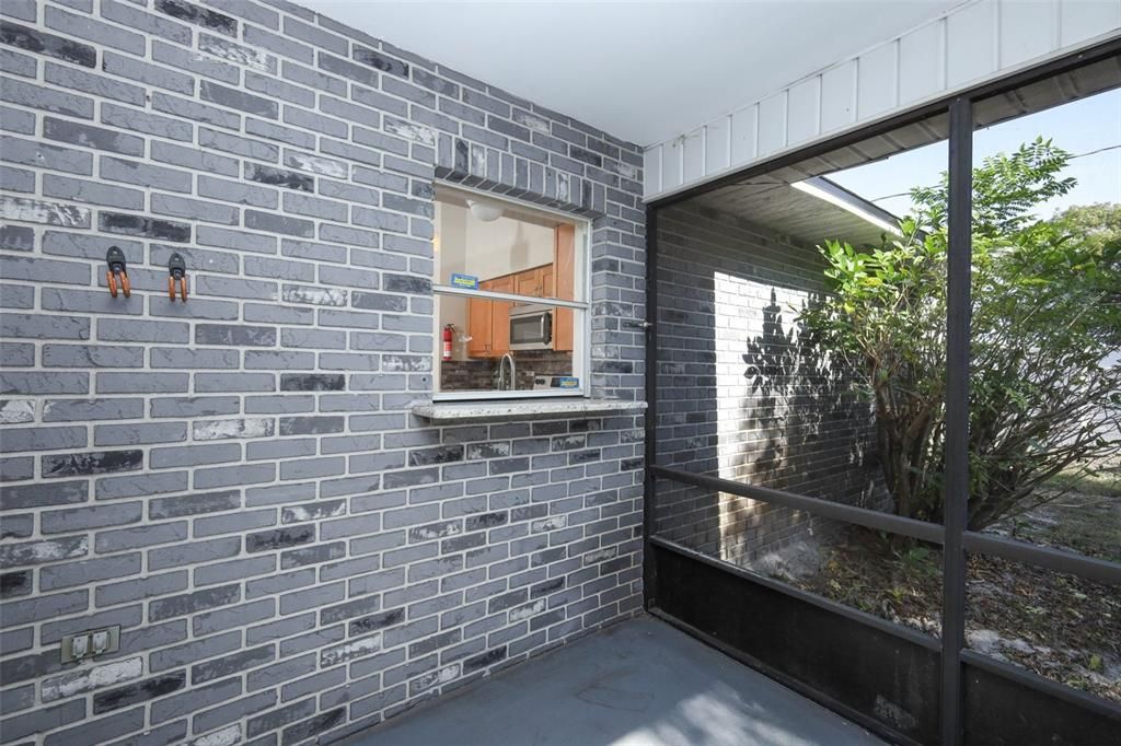 На продажу: $260,000 (2 спален, 2 ванн, 1101 Квадратных фут)