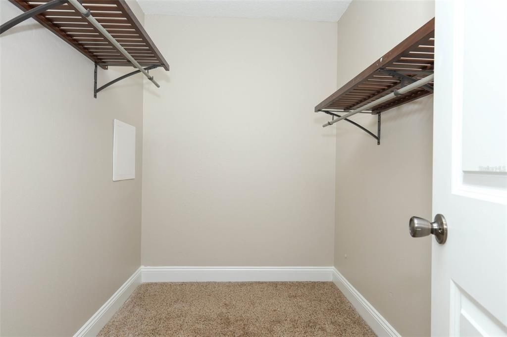 На продажу: $260,000 (2 спален, 2 ванн, 1101 Квадратных фут)