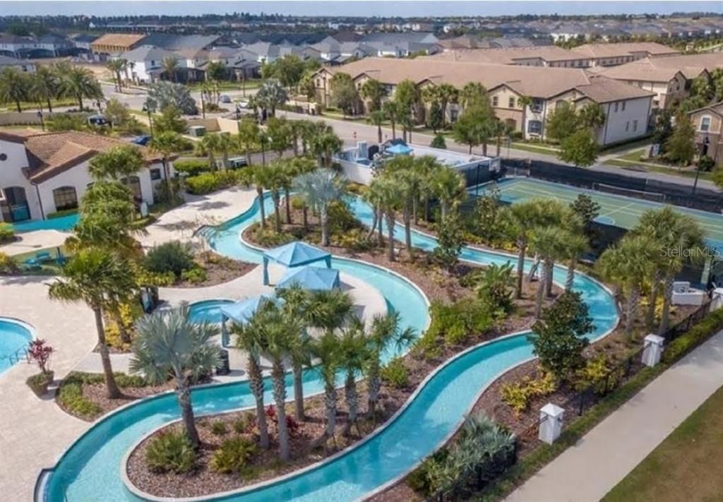 На продажу: $600,000 (6 спален, 4 ванн, 3888 Квадратных фут)