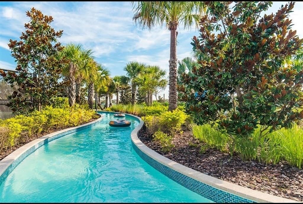 На продажу: $600,000 (6 спален, 4 ванн, 3888 Квадратных фут)