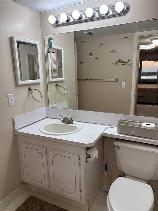 出租: $1,850 (1 贝兹, 1 浴室, 810 平方英尺)