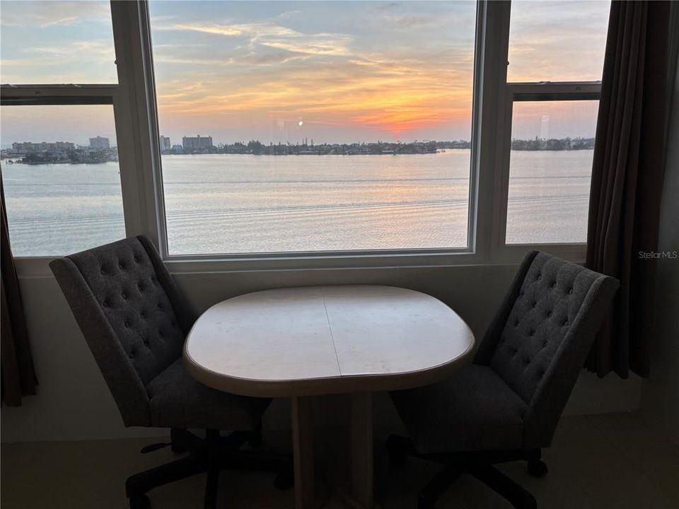 出租: $1,850 (1 贝兹, 1 浴室, 810 平方英尺)