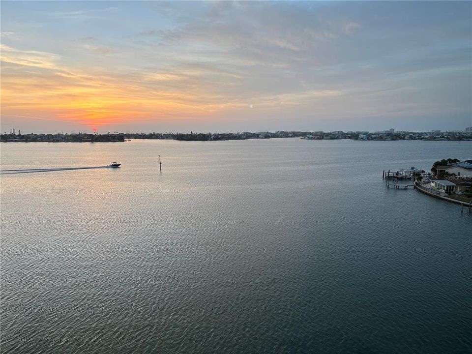 出租: $1,850 (1 贝兹, 1 浴室, 810 平方英尺)